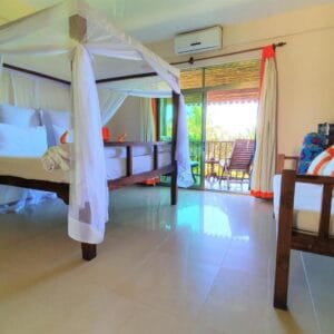 Double /Twin bed with garden view